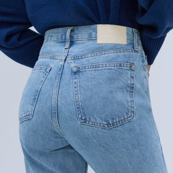 Everlane 90s Cheeky Jeans - Picture 3 of 11